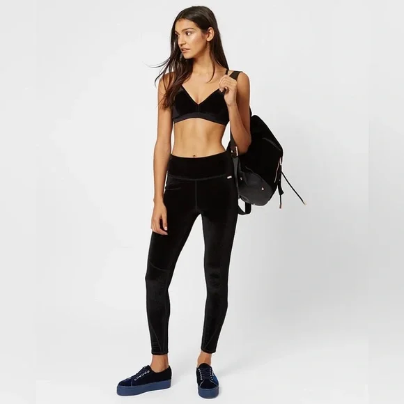Sweaty Betty Opulence Velvet Leggings - Picture 2 of 16